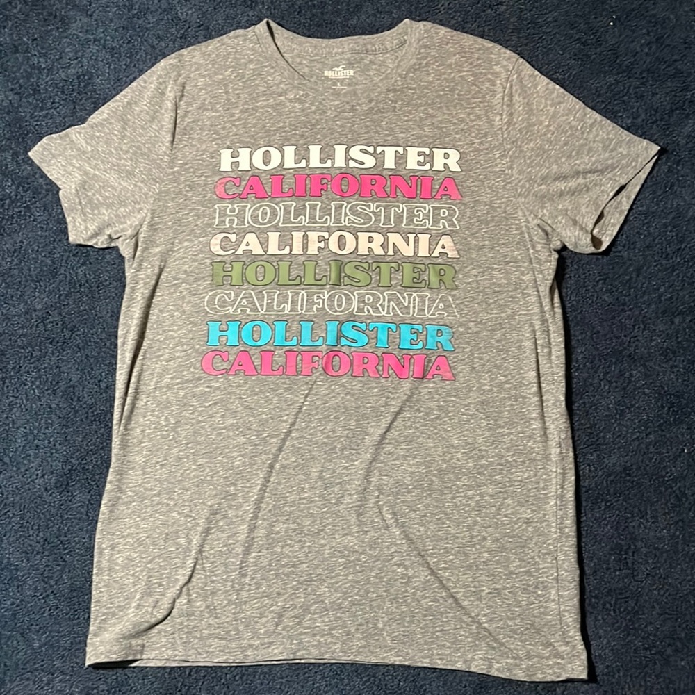 Hollister t-shirt